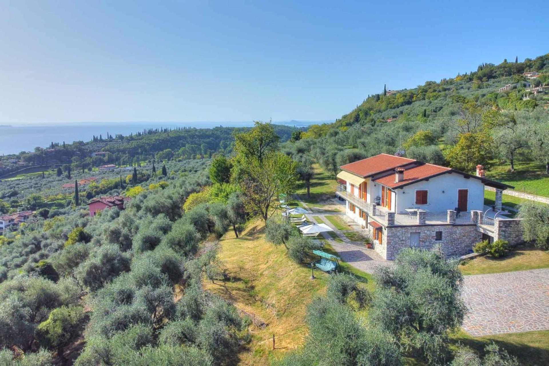 Agriturismo L'Uliveto Гарньяно Экстерьер фото